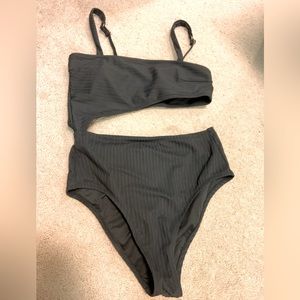 shade & shore one piece with cut out NWOT size small